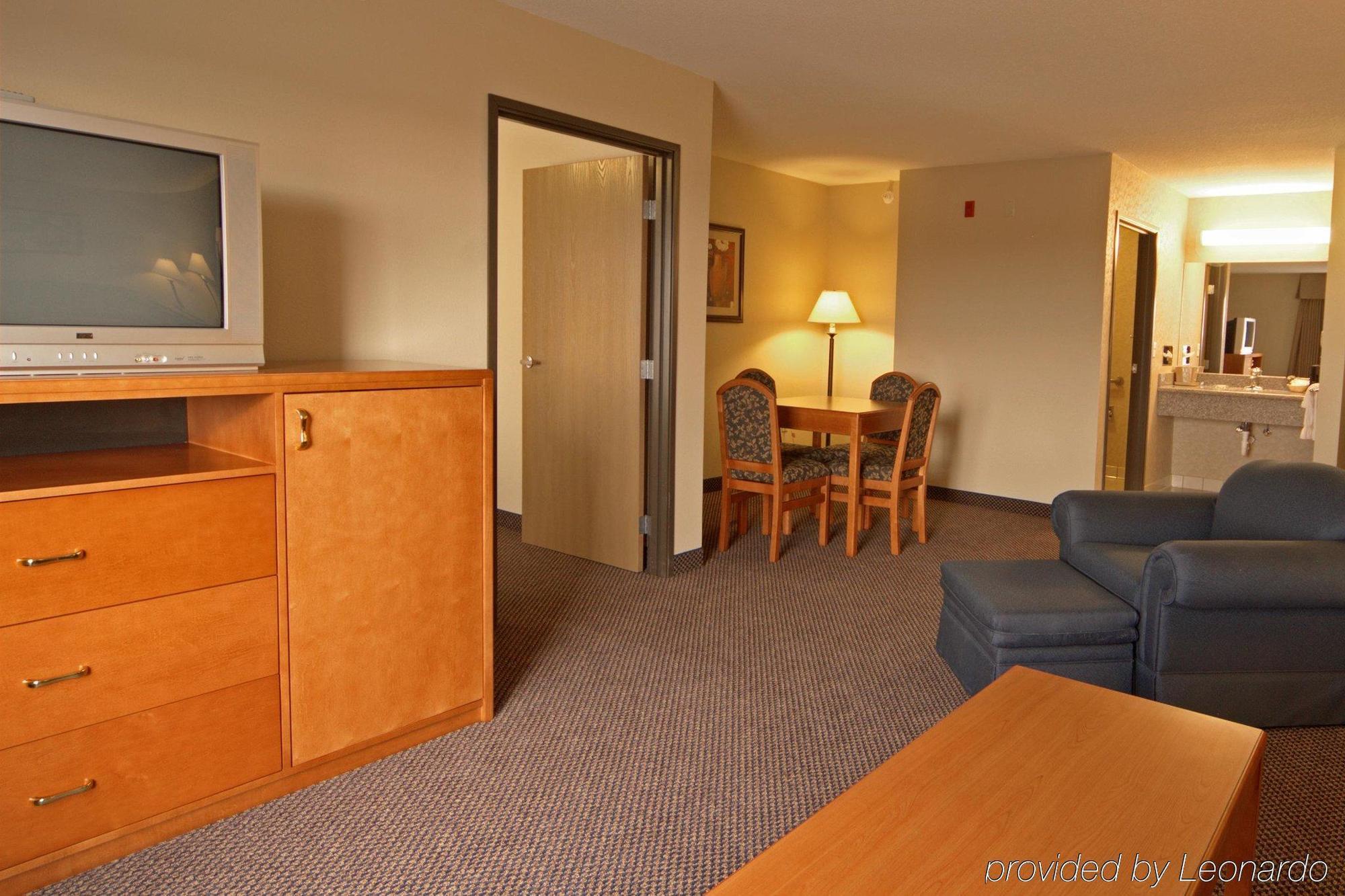 Paola Inn And Suites Rom bilde